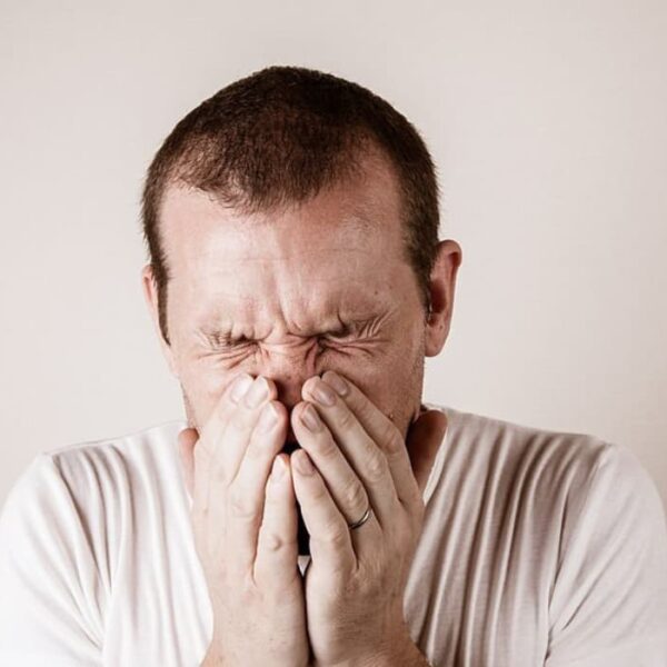 Why Does Sneezing Hurt Your Lower Abdomen? Causes And Treatment Options!