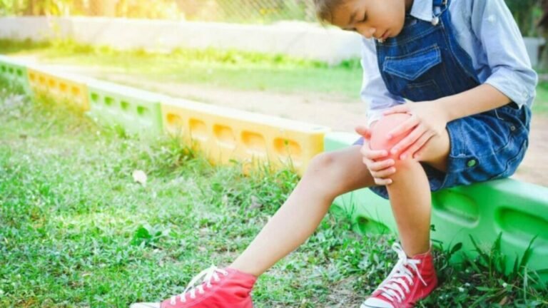 What Causes Joint Pain In Children? Key Factors and Remedies