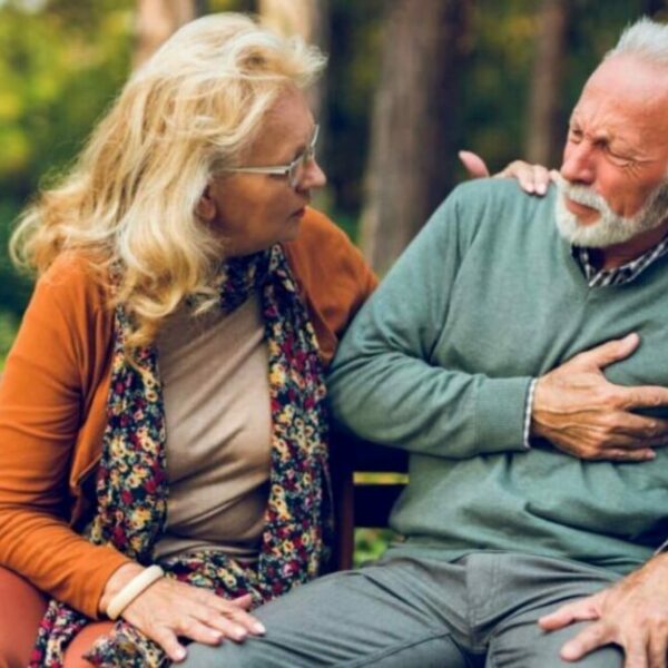 How To Relieve Chest Pain Due To Gas? Best Home Remedies!